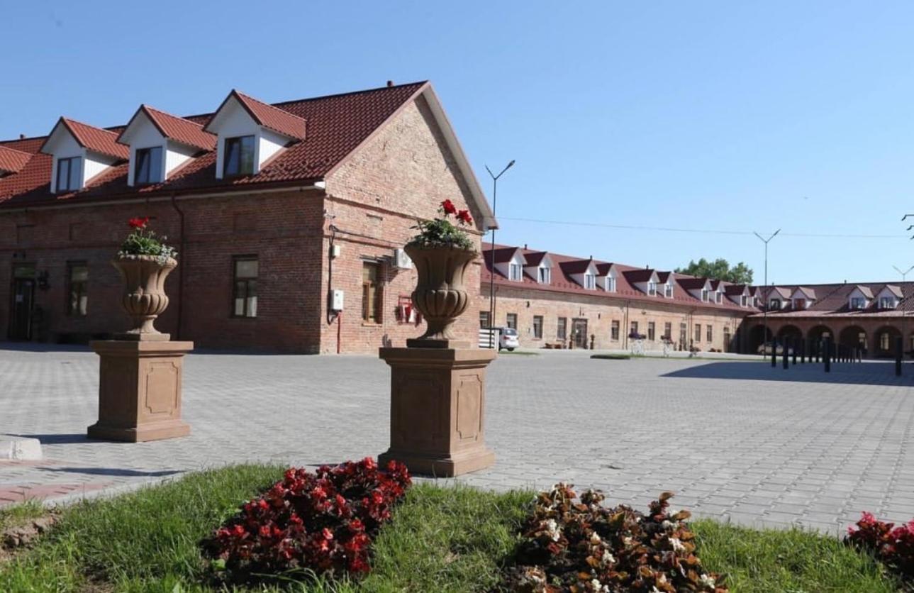 Готель Бережани 외부 사진